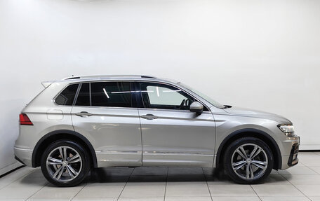 Volkswagen Tiguan II, 2019 год, 2 545 000 рублей, 5 фотография