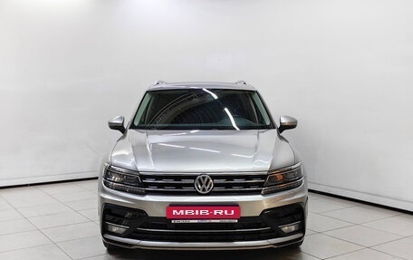 Volkswagen Tiguan II, 2019 год, 2 545 000 рублей, 3 фотография