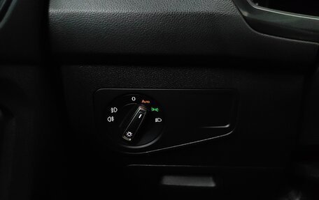 Volkswagen Tiguan II, 2019 год, 2 545 000 рублей, 22 фотография