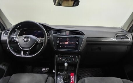 Volkswagen Tiguan II, 2019 год, 2 545 000 рублей, 12 фотография