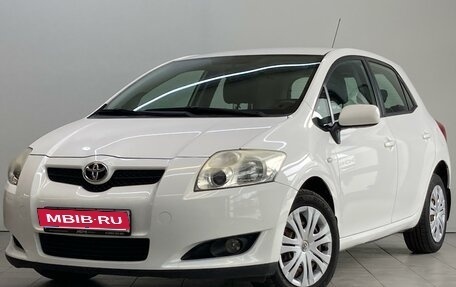 Toyota Auris II, 2007 год, 695 000 рублей, 1 фотография