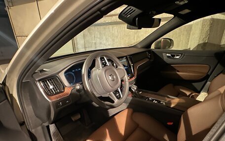 Volvo XC60 II, 2021 год, 5 500 000 рублей, 3 фотография