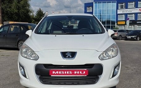 Peugeot 308 II, 2012 год, 635 000 рублей, 2 фотография
