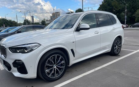 BMW X5, 2019 год, 6 700 000 рублей, 3 фотография