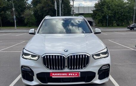 BMW X5, 2019 год, 6 700 000 рублей, 2 фотография