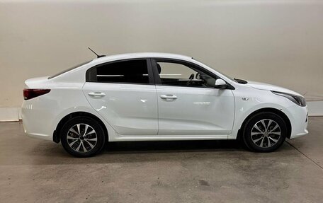 KIA Rio IV, 2018 год, 1 118 000 рублей, 6 фотография