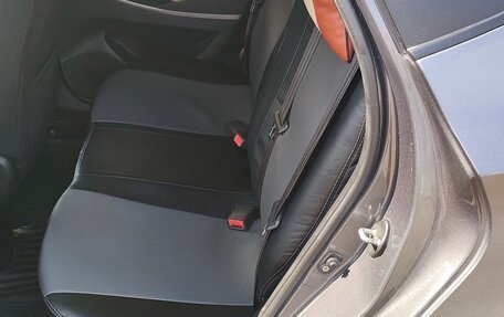 Hyundai Solaris II рестайлинг, 2014 год, 920 000 рублей, 9 фотография