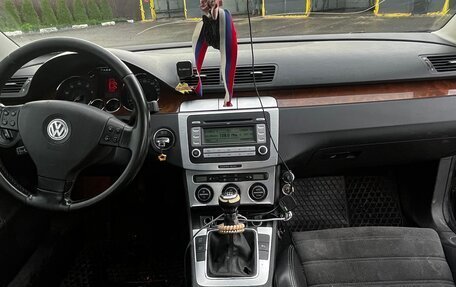 Volkswagen Passat B6, 2007 год, 250 000 рублей, 12 фотография