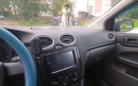 Ford Focus II рестайлинг, 2009 год, 420 000 рублей, 2 фотография