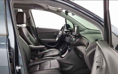Chevrolet Trax, 2021 год, 1 065 000 рублей, 6 фотография