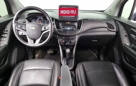 Chevrolet Trax, 2021 год, 1 065 000 рублей, 8 фотография