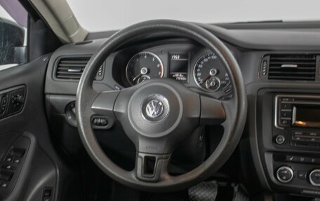 Volkswagen Jetta VI, 2013 год, 996 000 рублей, 15 фотография
