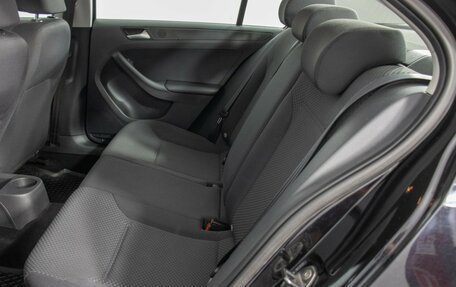 Volkswagen Jetta VI, 2013 год, 996 000 рублей, 11 фотография