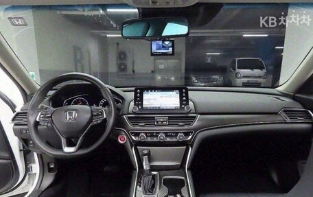 Honda Accord IX рестайлинг, 2021 год, 2 065 000 рублей, 6 фотография