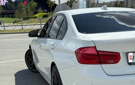 BMW 3 серия, 2017 год, 2 100 000 рублей, 10 фотография