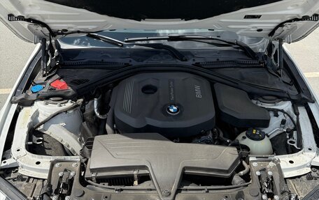 BMW 3 серия, 2017 год, 2 100 000 рублей, 21 фотография