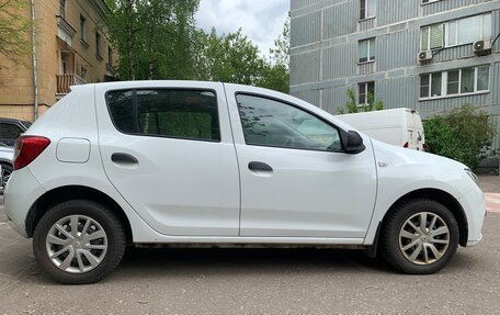 Renault Sandero II рестайлинг, 2020 год, 990 000 рублей, 5 фотография