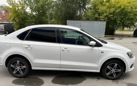 Volkswagen Polo VI (EU Market), 2011 год, 850 000 рублей, 6 фотография