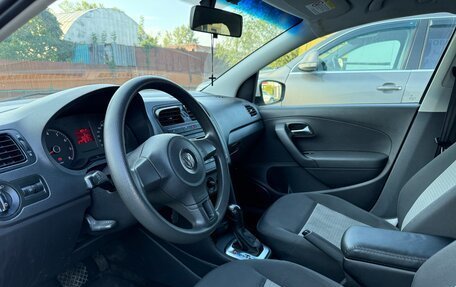 Volkswagen Polo VI (EU Market), 2011 год, 850 000 рублей, 10 фотография