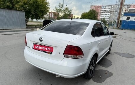Volkswagen Polo VI (EU Market), 2011 год, 850 000 рублей, 3 фотография