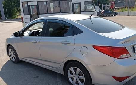 Hyundai Solaris II рестайлинг, 2015 год, 960 000 рублей, 3 фотография