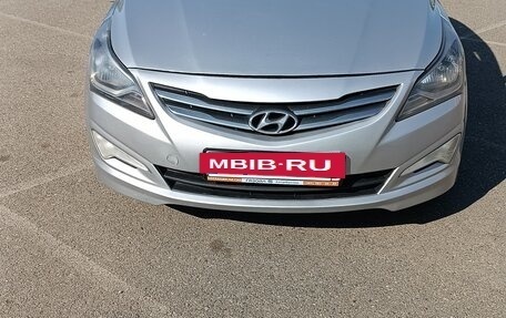 Hyundai Solaris II рестайлинг, 2015 год, 960 000 рублей, 9 фотография
