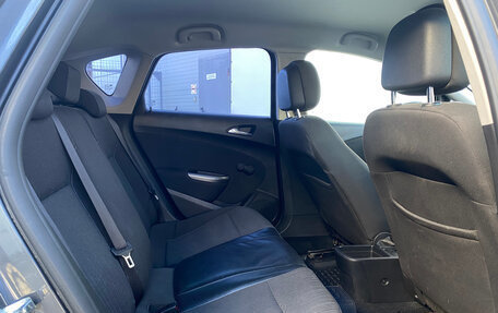 Opel Astra J, 2011 год, 550 000 рублей, 11 фотография