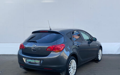 Opel Astra J, 2011 год, 550 000 рублей, 5 фотография