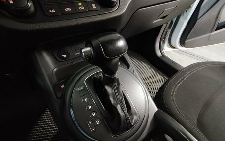 KIA Sportage III, 2013 год, 819 000 рублей, 15 фотография
