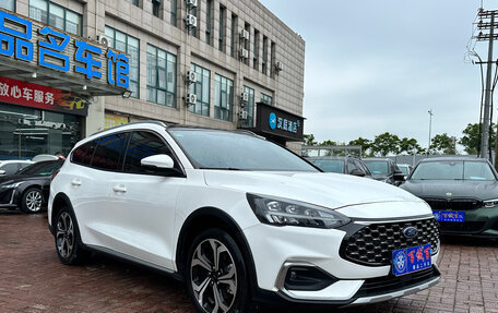Ford Focus IV, 2021 год, 2 122 500 рублей, 2 фотография