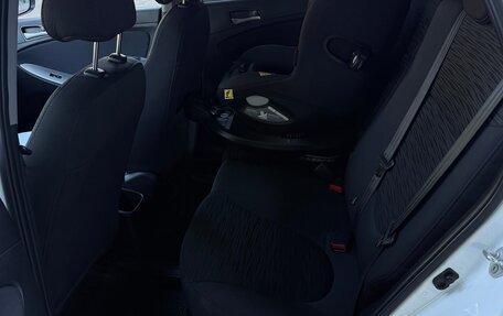 Hyundai Solaris II рестайлинг, 2015 год, 1 100 000 рублей, 17 фотография