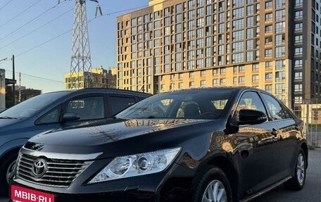 Toyota Camry, 2014 год, 1 710 000 рублей, 4 фотография