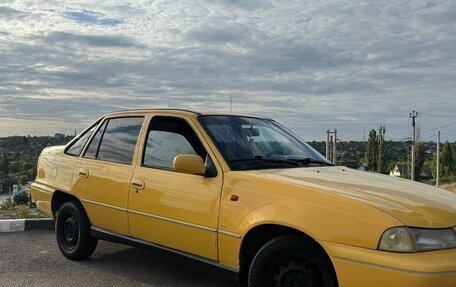 Daewoo Nexia I рестайлинг, 1997 год, 150 000 рублей, 2 фотография