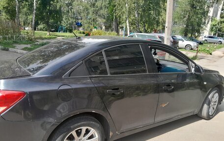 Chevrolet Cruze II, 2011 год, 380 000 рублей, 3 фотография