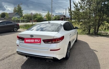 KIA Optima IV, 2018 год, 2 200 000 рублей, 3 фотография