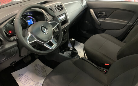 Renault Logan II, 2019 год, 950 000 рублей, 11 фотография