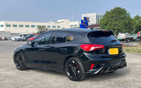 Ford Focus IV, 2021 год, 1 990 000 рублей, 3 фотография