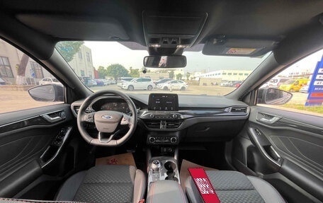 Ford Focus IV, 2021 год, 1 990 000 рублей, 7 фотография