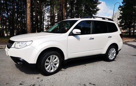 Subaru Forester, 2012 год, 1 200 000 рублей, 1 фотография
