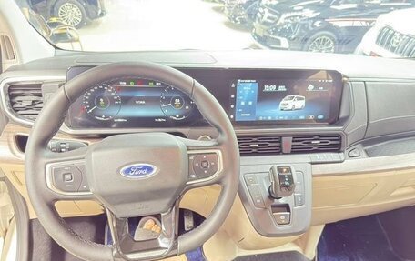 Ford Tourneo Custom I рестайлинг, 2024 год, 4 707 200 рублей, 7 фотография