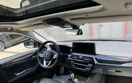BMW 5 серия, 2020 год, 4 790 000 рублей, 13 фотография