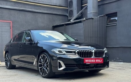 BMW 5 серия, 2020 год, 4 790 000 рублей, 2 фотография