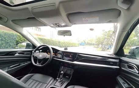 Volkswagen Passat B8 рестайлинг, 2022 год, 1 500 000 рублей, 11 фотография