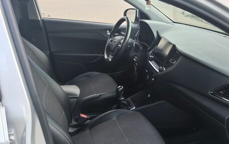 Hyundai Solaris II рестайлинг, 2021 год, 1 550 000 рублей, 5 фотография