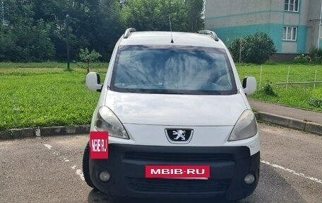 Peugeot Partner II рестайлинг 2, 2010 год, 590 000 рублей, 3 фотография