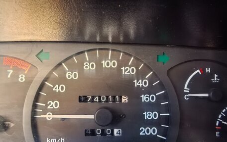 Daewoo Nexia I рестайлинг, 2005 год, 100 000 рублей, 13 фотография