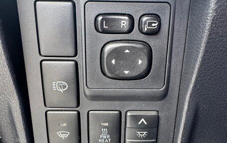 Toyota Land Cruiser Prado 150 рестайлинг 2, 2010 год, 3 000 000 рублей, 5 фотография