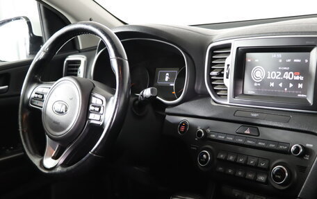 KIA Sportage IV рестайлинг, 2018 год, 1 839 990 рублей, 12 фотография