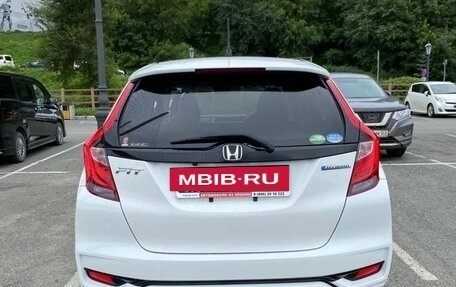 Honda Fit III, 2018 год, 1 550 000 рублей, 6 фотография