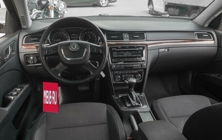 Skoda Superb III рестайлинг, 2012 год, 1 099 000 рублей, 6 фотография
